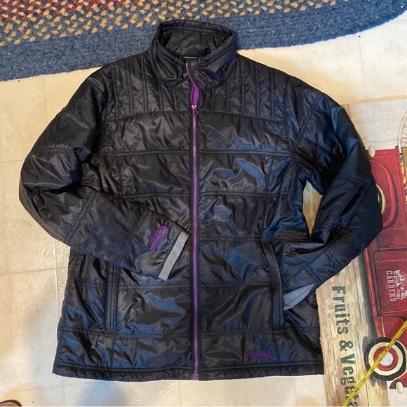 Cabela’s Lightweight Puffer/Windbreaker Black Jacket with Magenta Trim! Medium! - Picture 3 of 15